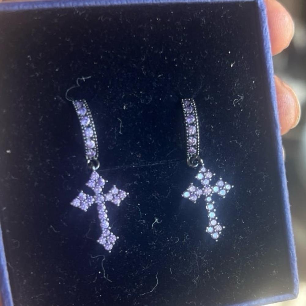 Gorgeous Amethyst Swarovski Elements Hematite Fin… - image 8